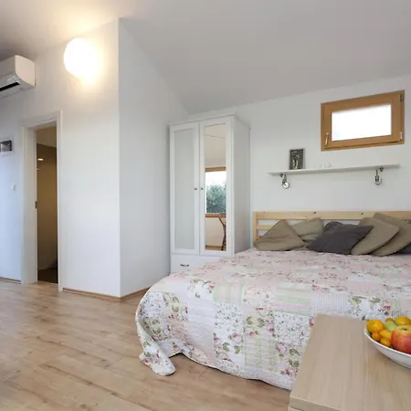Sea View Borik Apartment *